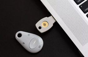Встроенный ключ безопасности Titan от Google теперь доступен всем желающим